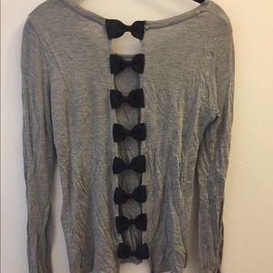 Long sleeve shirt with open back detail